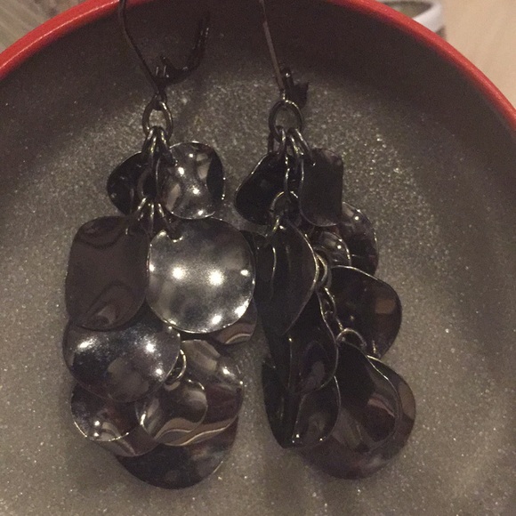 Earrings - Picture 2 of 2